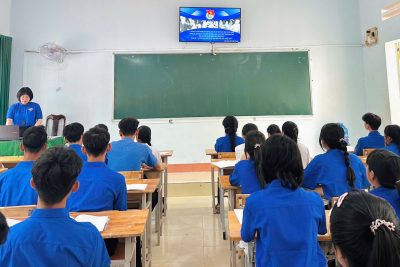 TRƯỜNG THPT LẮK TỔ CHỨC LỚP CẢM TÌNH ĐOÀN LẦN II NĂM HỌC 2025 – 2026