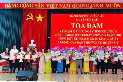 VINH DANH CÁ NHÂN ĐIỂN HÌNH TIÊN TIẾN TRONG HỌC TẬP VÀ LÀM THEO TƯ TƯỞNG, ĐẠO ĐỨC, PHONG CÁCH HỒ CHÍ MINH GIAI ĐOẠN 2021 – 2025