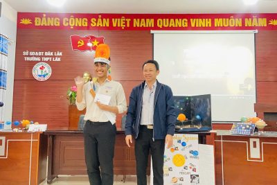 NGOẠI KHÓA TỔ VẬT LÍ – CHẾ TẠO MÔ HÌNH HỆ MẶT TRỜI