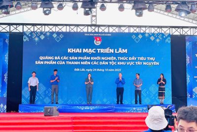 HỌC SINH THPT LẮK CHUNG TAY HỖ TRỢ CHƯƠNG TRÌNH MỤC TIÊU QUỐC GIA TẠI XÃ LIÊN SƠN LĂK HỌC SINH THPT LẮK CHUNG TAY HỖ TRỢ CHƯƠNG TRÌNH MỤC TIÊU QUỐC GIA TẠI XÃ LIÊN SƠN LĂK