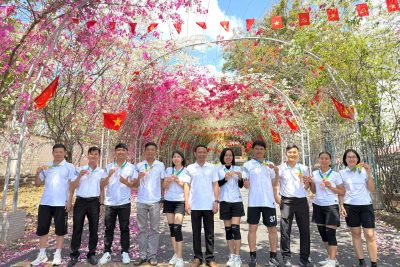 ĐOÀN VẬN ĐỘNG VIÊN THPT LẮK CHECK-IN CỔNG HOA – KHÉP LẠI MỘT MÙA HỘI THAO ĐẦY TỰ HÀO